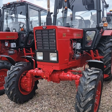 Трактор Беларус 82.1